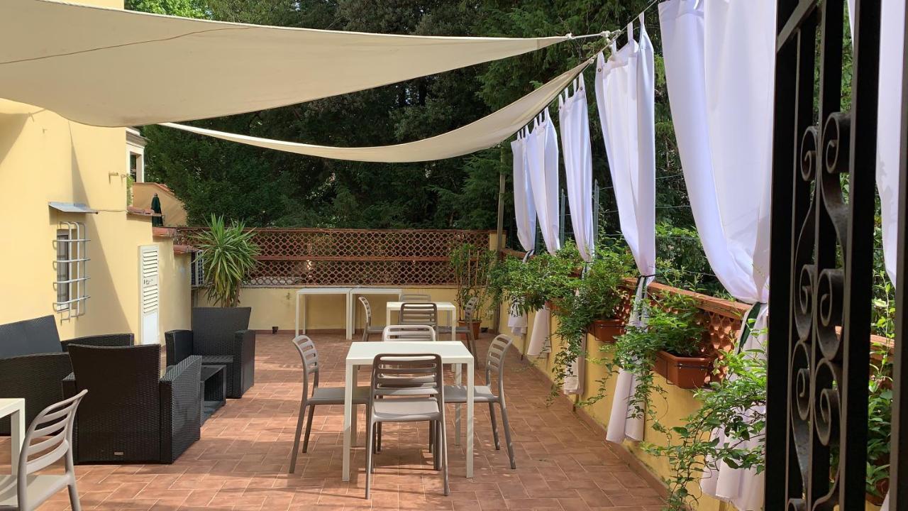 La Terrazza Di Via Elisa Bed & Breakfast Lucca Exterior foto